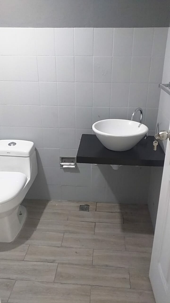 Alquilo espacioso y fresco Apartamento en Distrito Nacional con excele Foto 7306842-9.jpg