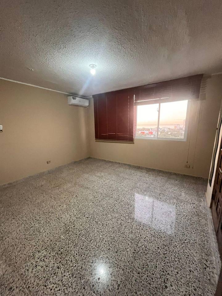 V01-AA-1438 ALQUILER DE APARTAMENTO -GAZCUE Foto 7306850-14.jpg