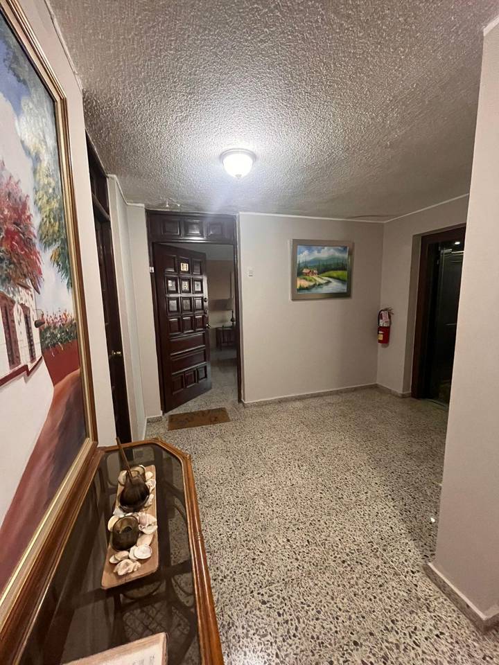 V01-AA-1438 ALQUILER DE APARTAMENTO -GAZCUE Foto 7306850-5.jpg