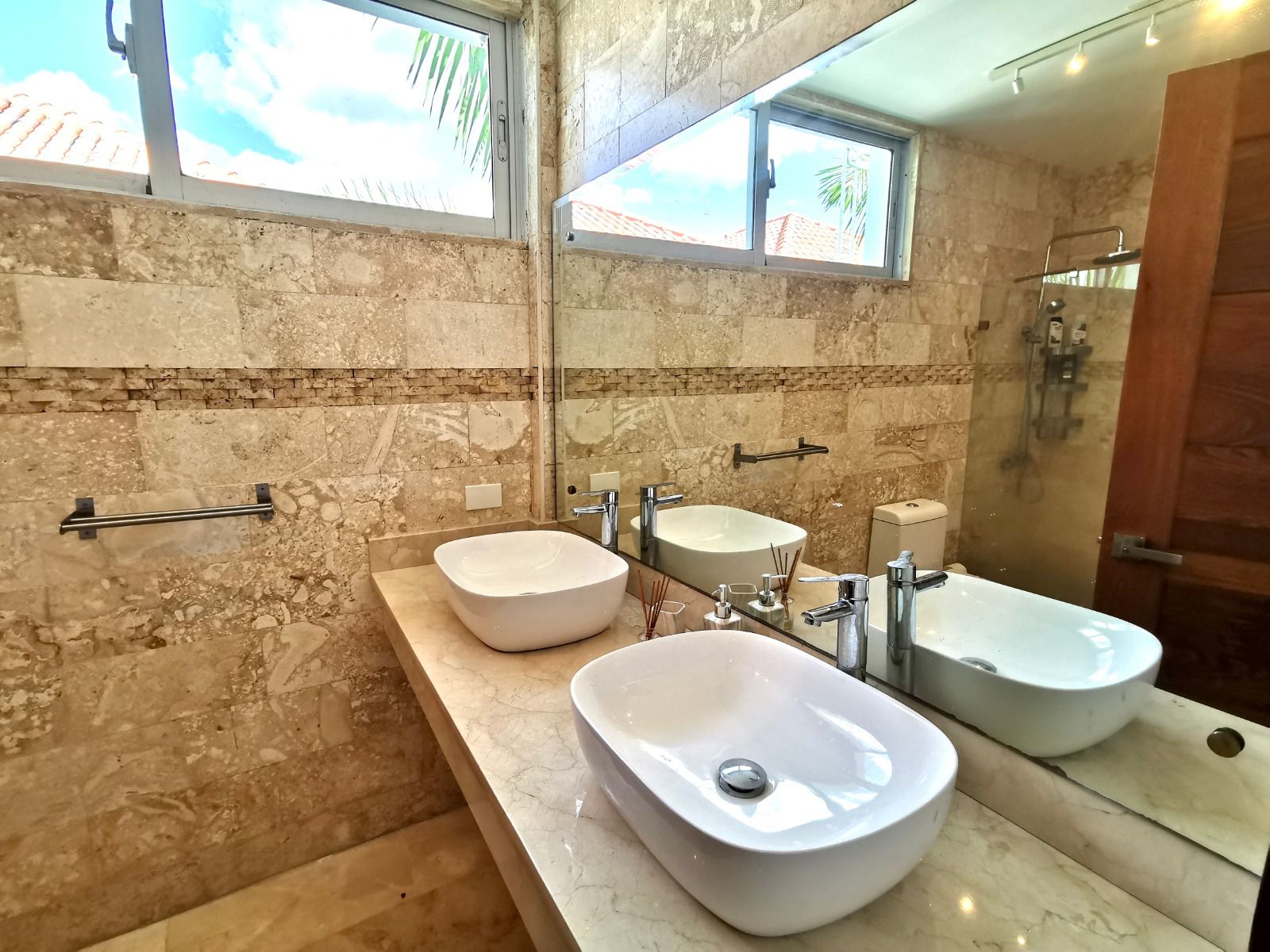 Vendo hermosa villa en Playa Nueva Romana  Foto 7306895-9.jpg