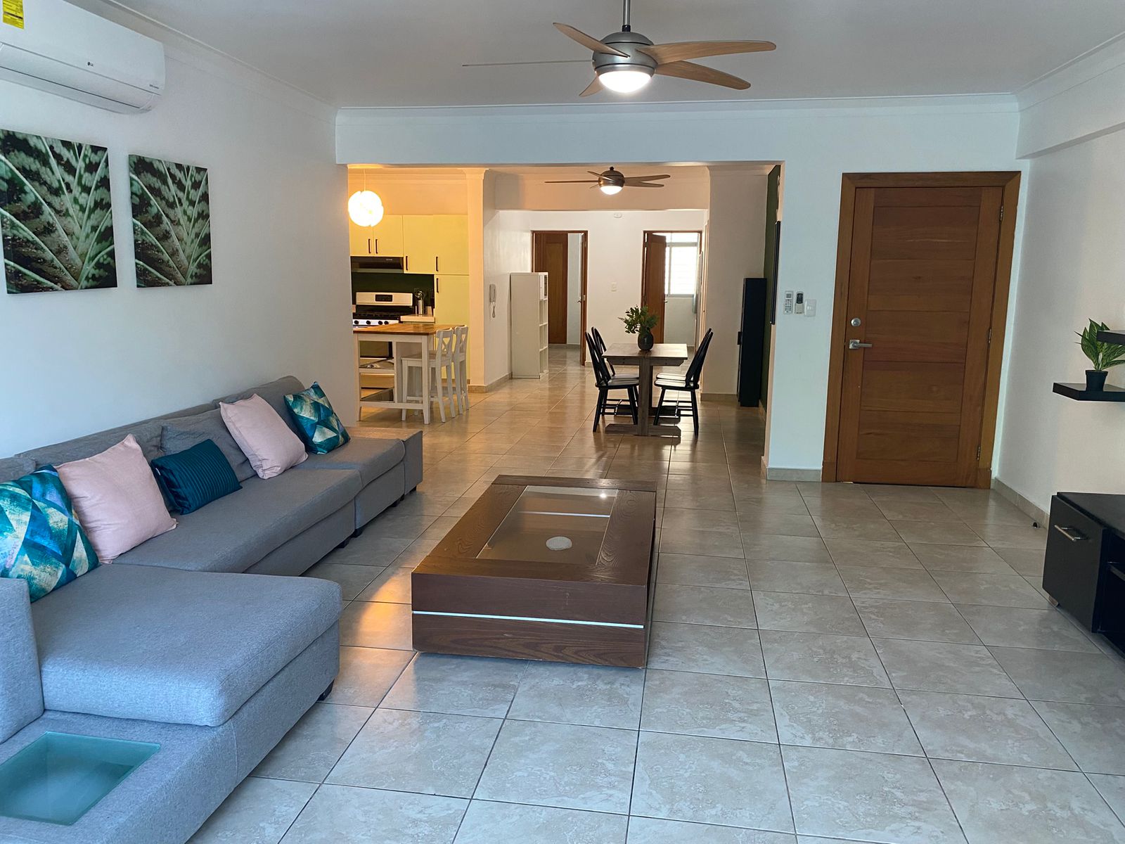 Apartamento totalmente amueblado en Alquiler en Jardines del sur  Foto 7306903-3.jpg