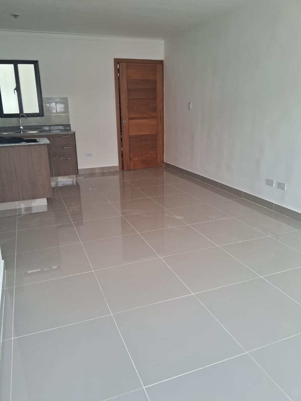 Alquilo apartamento detrás de la Sirena de la Charles de Gaulle SDE Foto 7306945-8.jpg