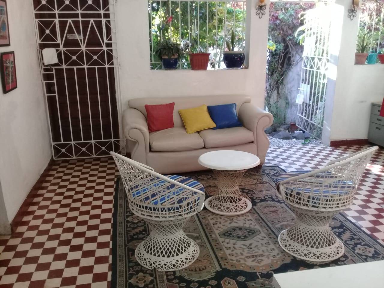 V01-VC-1084 Venta Casa – Gazcue Foto 7307038-4.jpg