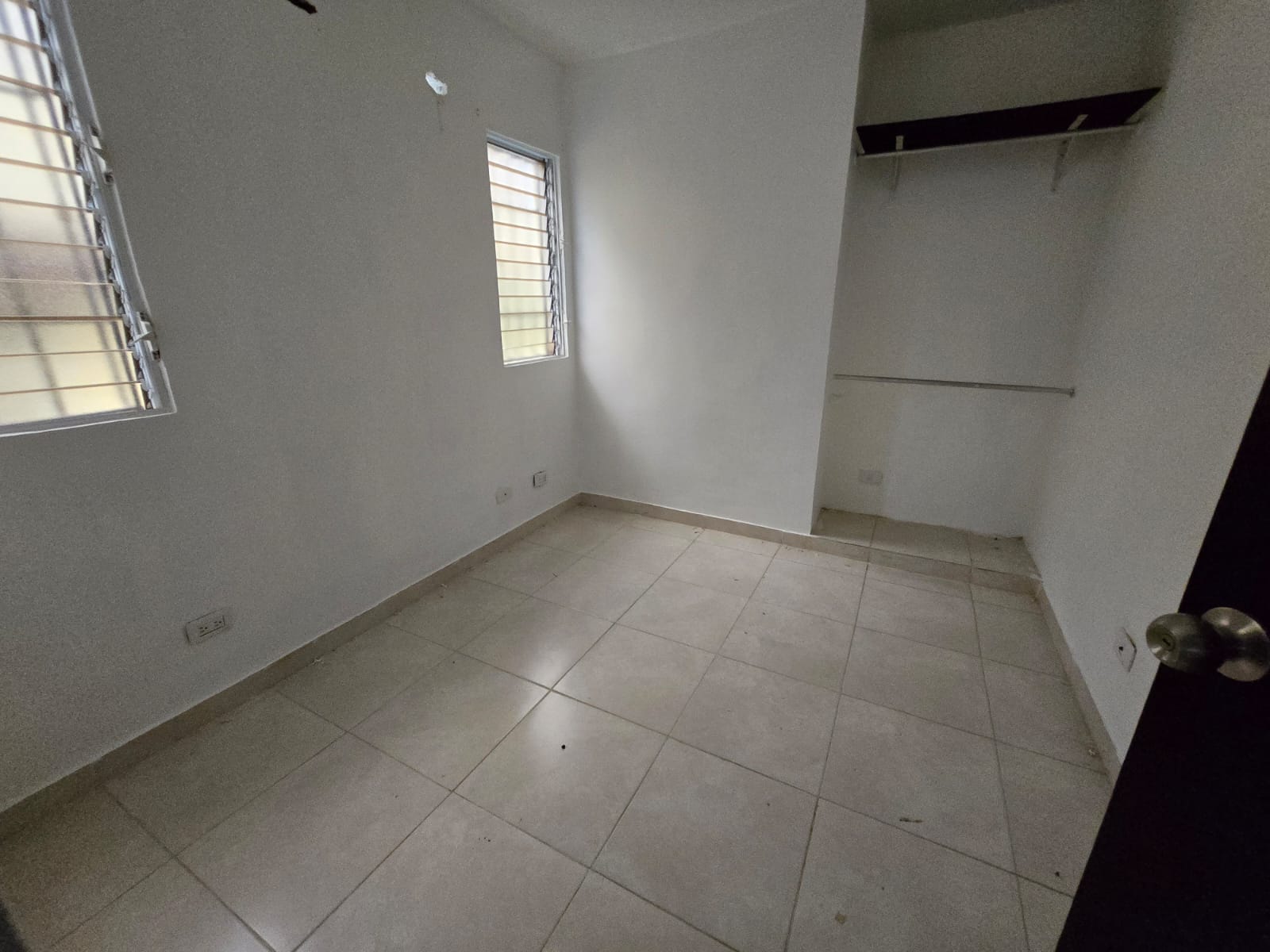 Apartamento en Carmen Renata III al final de la av. Monumental zona Pa Foto 7307177-5.jpg