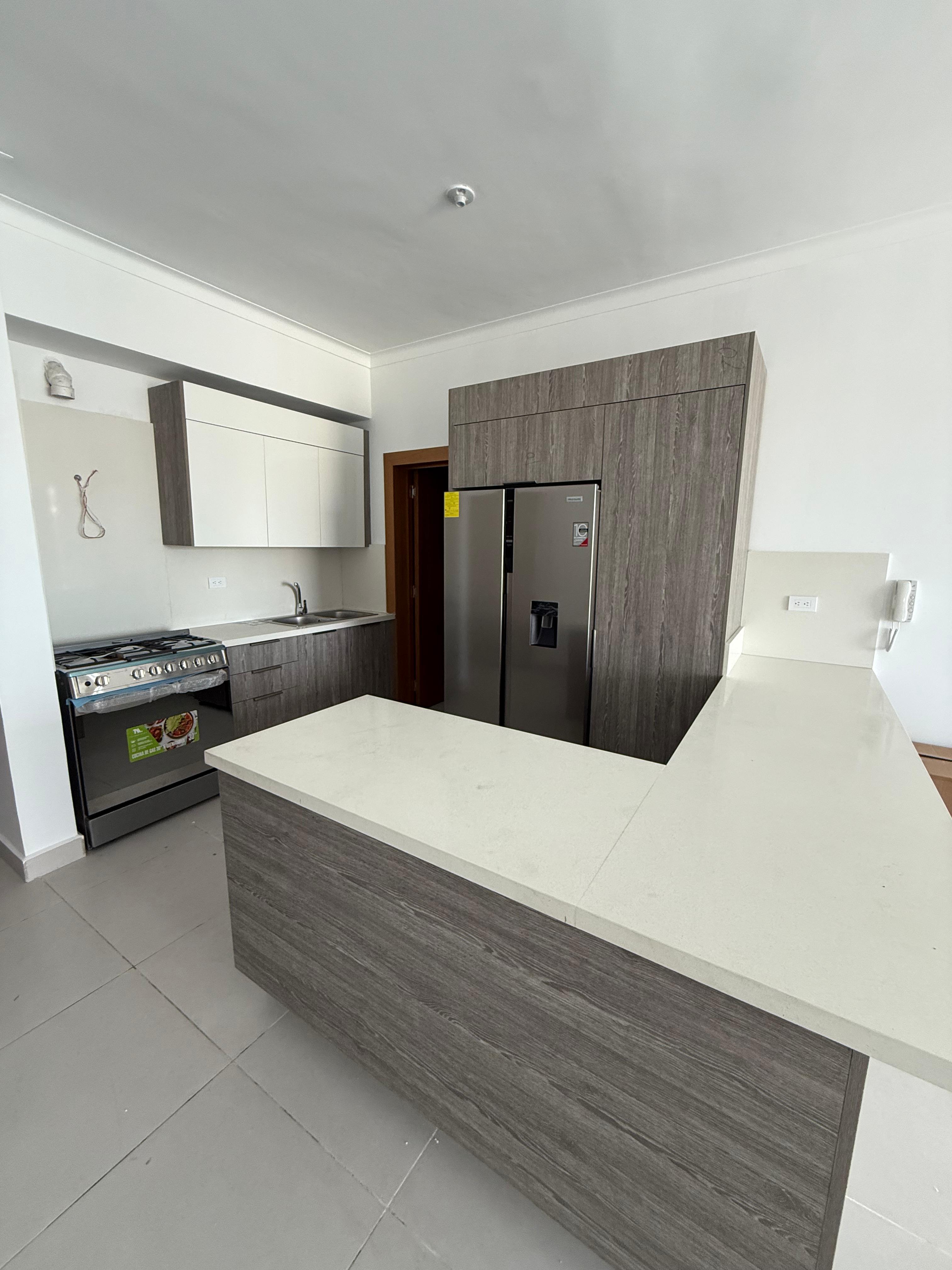 Apartamento en alquiler de 3 habitaciones Bella Vista Foto 7307213-11.jpg
