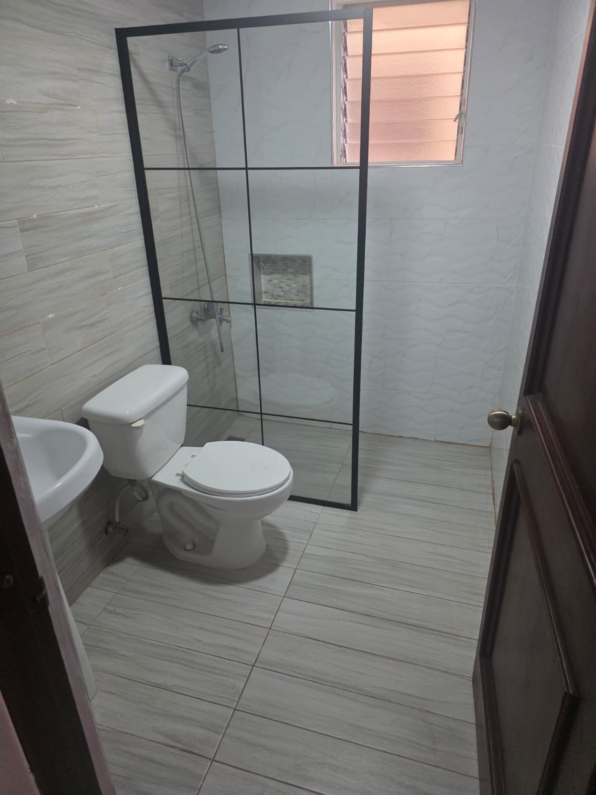 Alquilo apartamento vacío en el Millón Santo Domingo  Foto 7307296-10.jpg