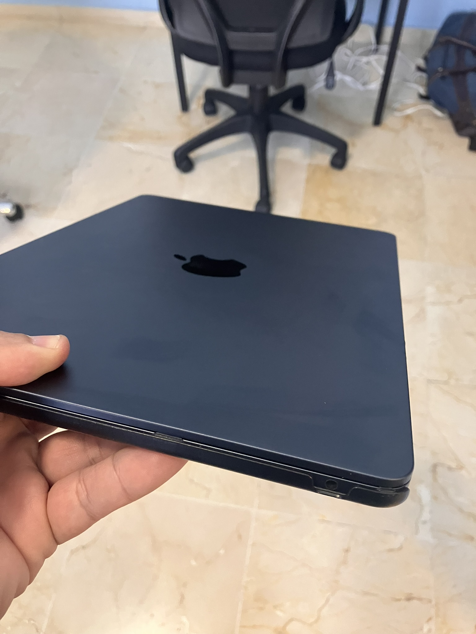 Apple MacBook Air M2 Foto 7307297-3.jpg