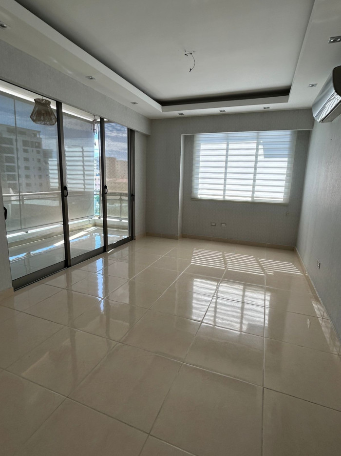 Apartamento en Alquiler – Evaristo Morales Santo Domingo Foto 7307309-2.jpg
