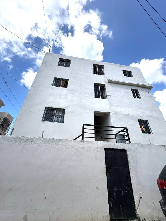 Edificio en venta de 4 piso 5 apartamento y un local comercial  Foto 7307436-2.jpg