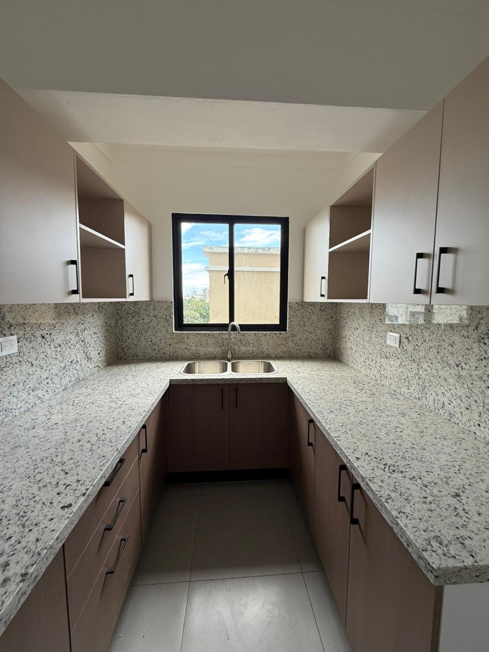 ????️ Alquila y estrena apartamento en una torre totalmente nueva en  Foto 7307595-6.jpg