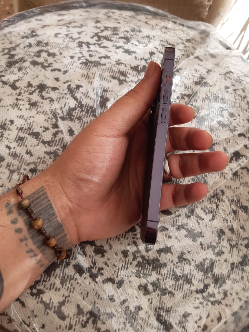 iPhone 14 Pro  Morado  en San Cristóbal Foto 7307711-5.jpg