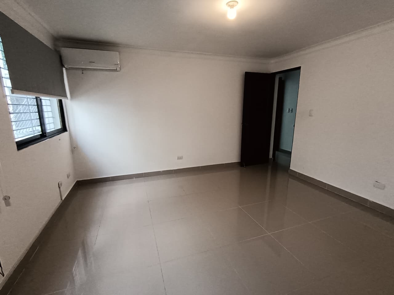Apartamento Con Excelente Ubicación Evaristo Morales Cerca De La Igles Foto 7307805-2.jpg