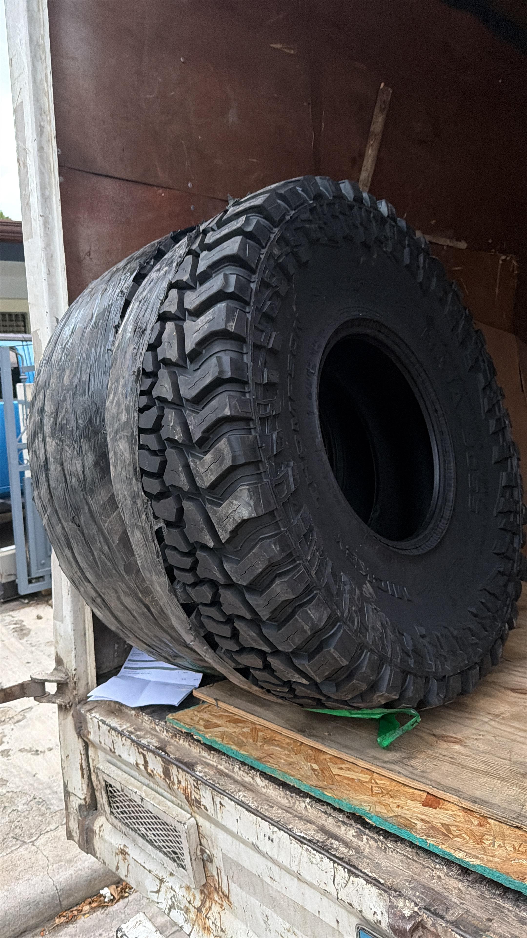 Gomas Nuevas Mickey Thompson Baja Boss - 42X13.50R17LT  Foto 7307818-2.jpg