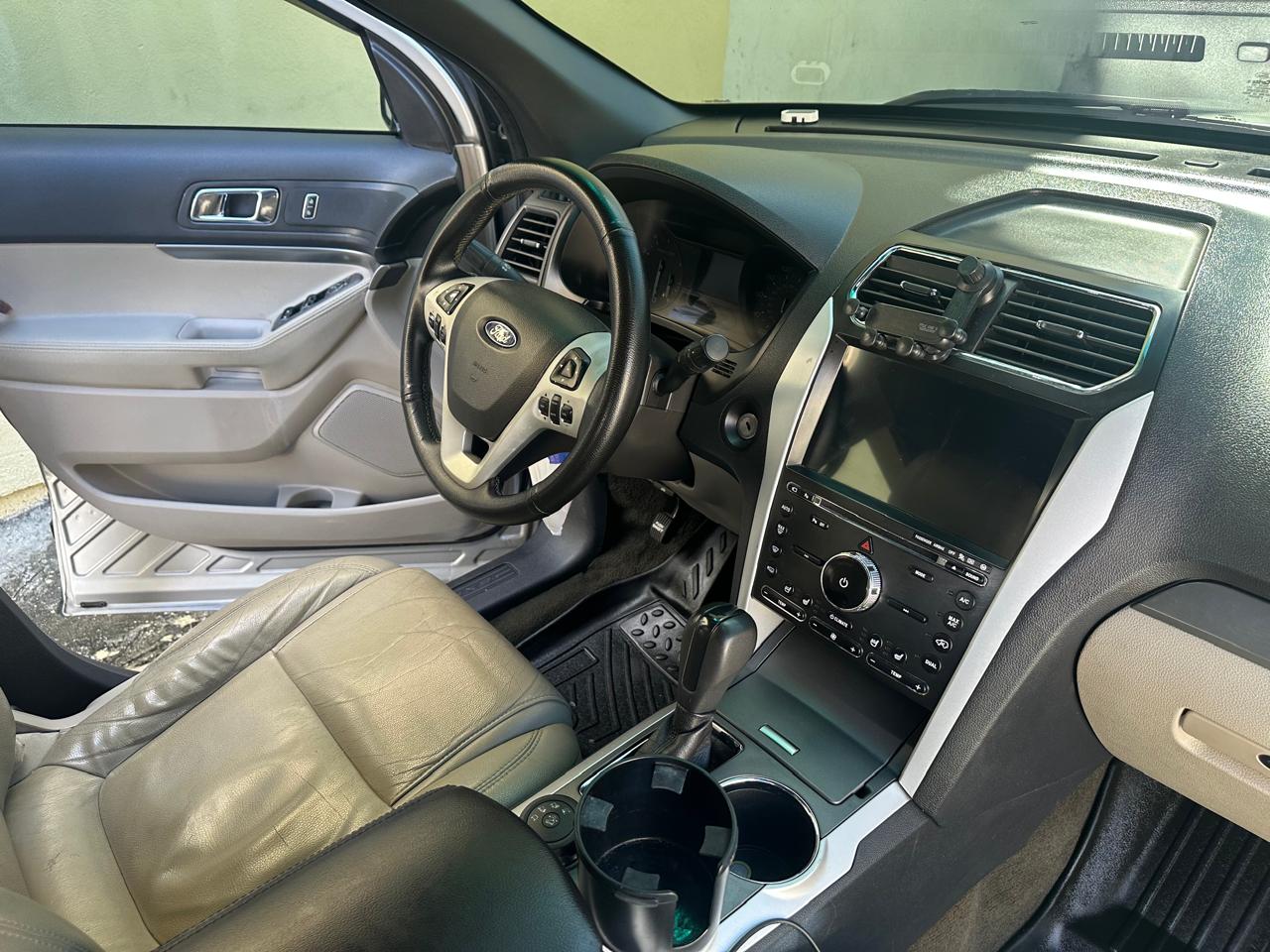 Ford explorer XLT 2013  Foto 7307828-8.jpg
