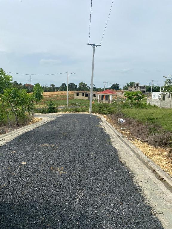 Solares en Residencial Seguro con Todos los Servicios Foto 7307858-1.jpg