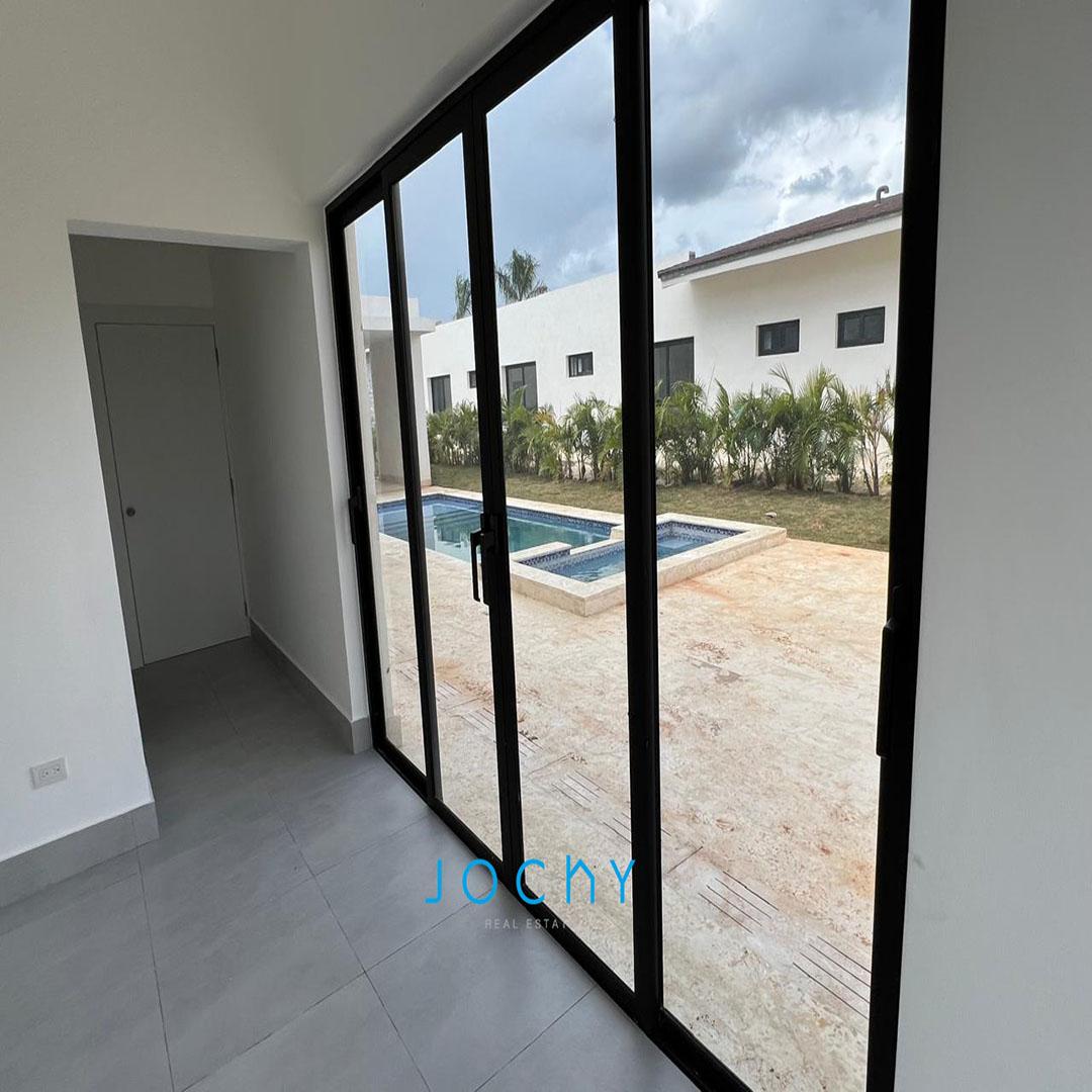 Jochy Real Estate vende villa en La Estancia Golf Resort La Romana R.D Foto 7307874-7.jpg