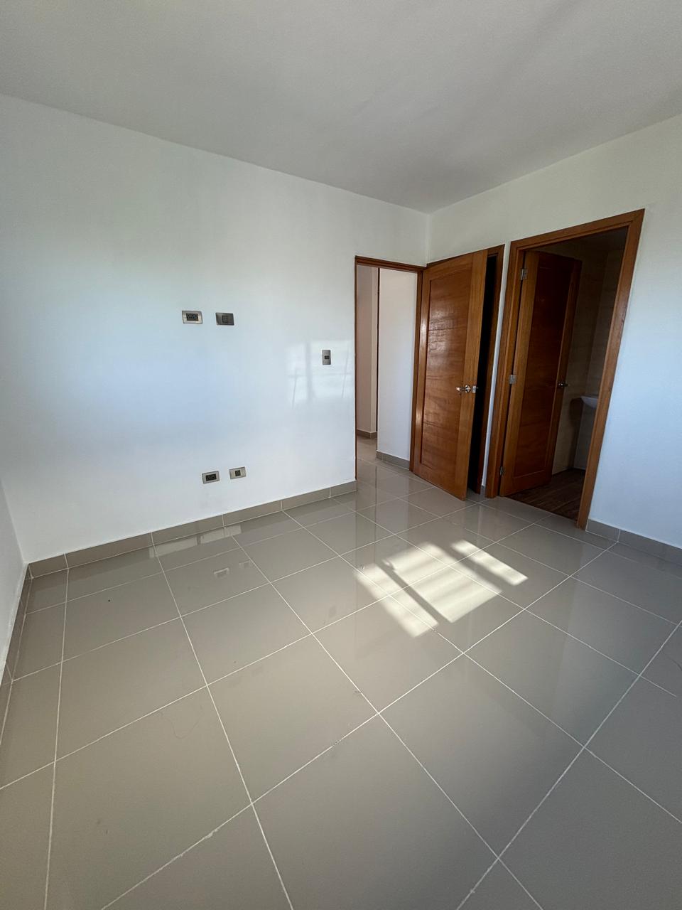 Apartamento en Venta en Av. República de Colombia Santo Domingo Foto 7307925-14.jpg