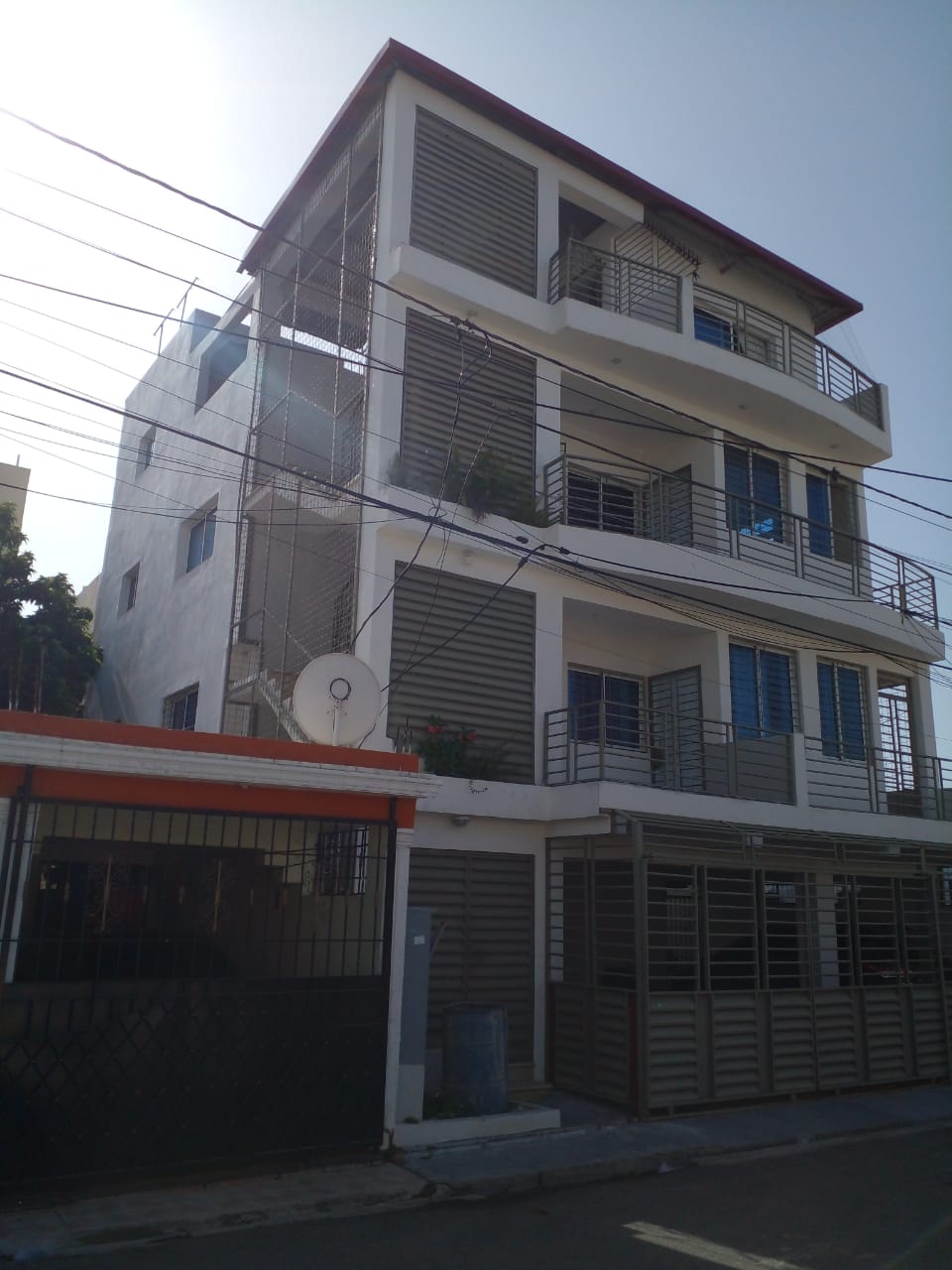 Edificio de Apartamentos En Venta en la Zona Oriental Foto 7307943-3.jpg