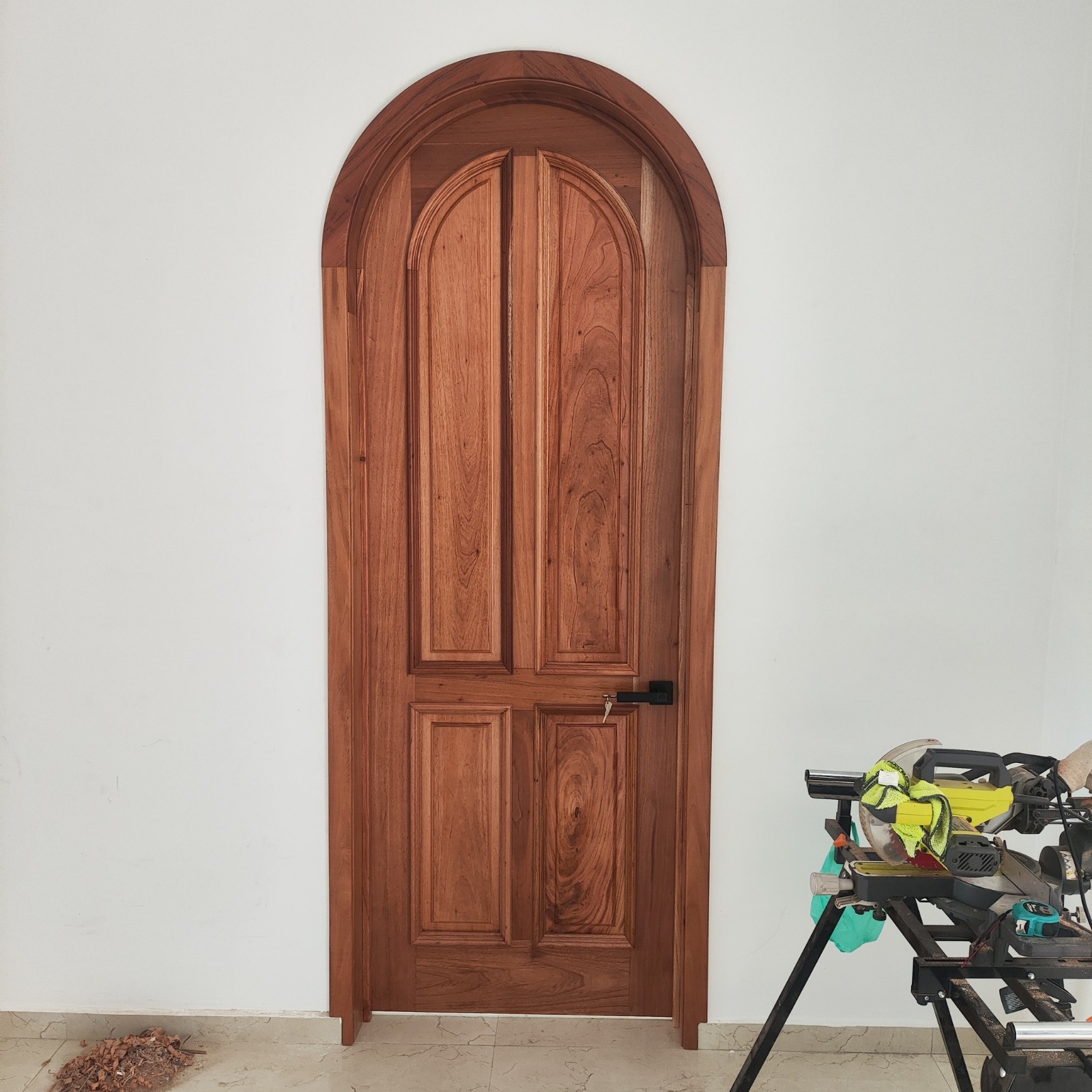 Fabricantes de puertas en madera en Santo Domingo  Foto 7307985-3.jpg