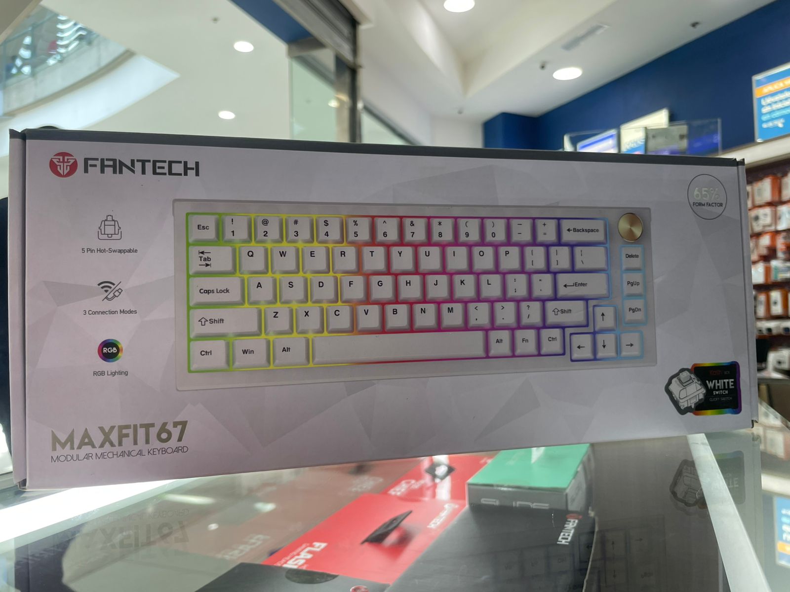 TECLADO GAMING FANTECH MECANICO MK858 Foto 7308085-1.jpg