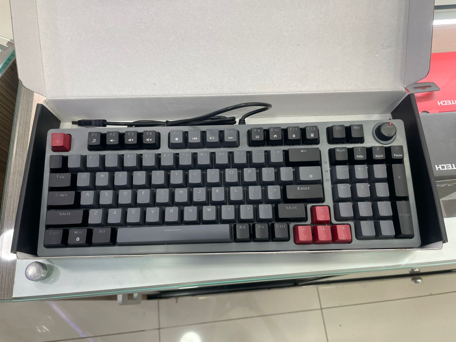 TECLADO GAMING JEDEL MECANICO RGB KL-114 Foto 7308090-3.jpg