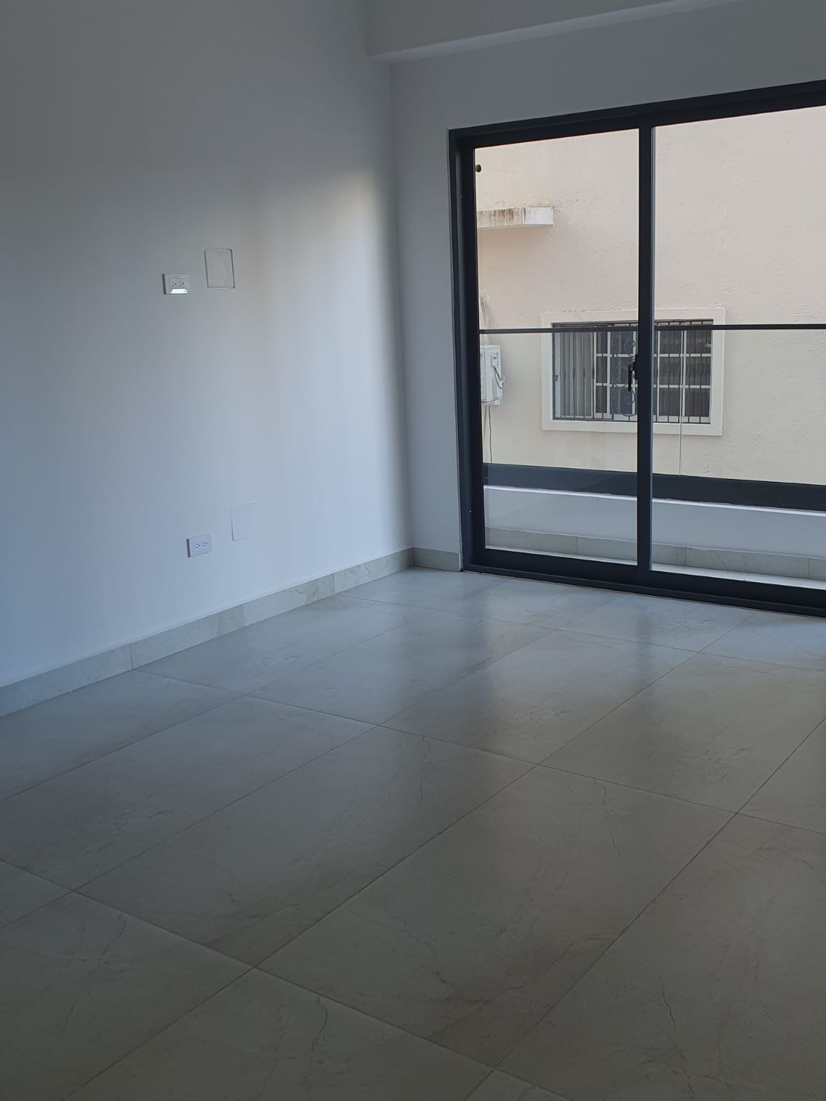 Apartamento Nuevo en Alquiler  Evaristo Morales Foto 7308143-10.jpg