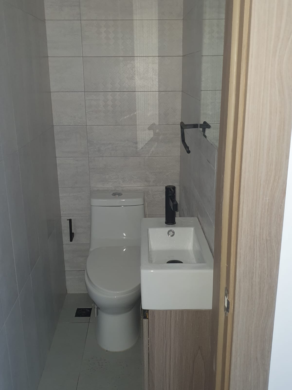 Apartamento Nuevo en Alquiler  Evaristo Morales Foto 7308143-13.jpg