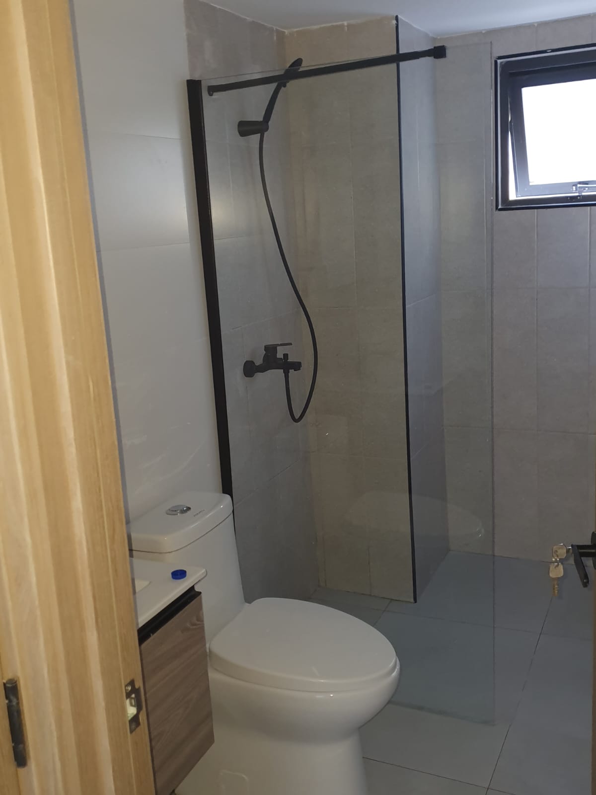 Apartamento Nuevo en Alquiler  Evaristo Morales Foto 7308143-9.jpg