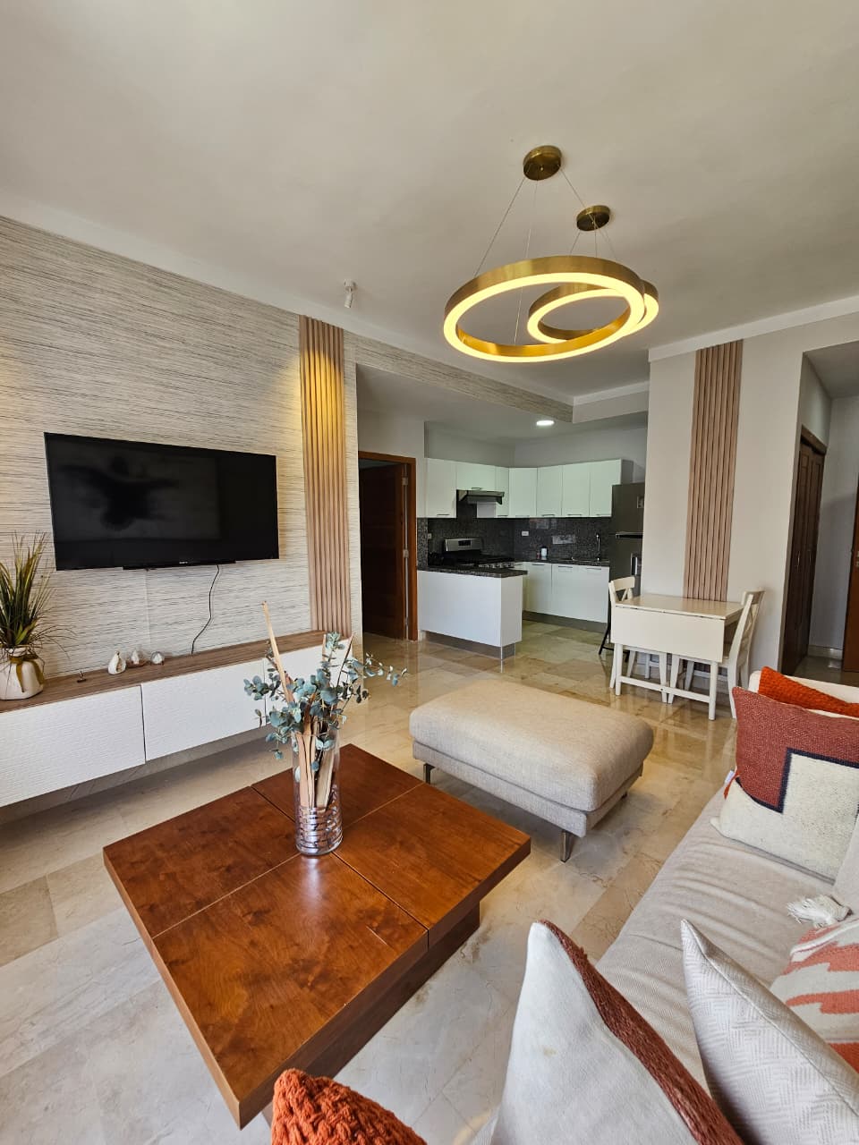 Apartamento Amueblado en Alquiler  Evaristo Morales   Foto 7308162-1.jpg