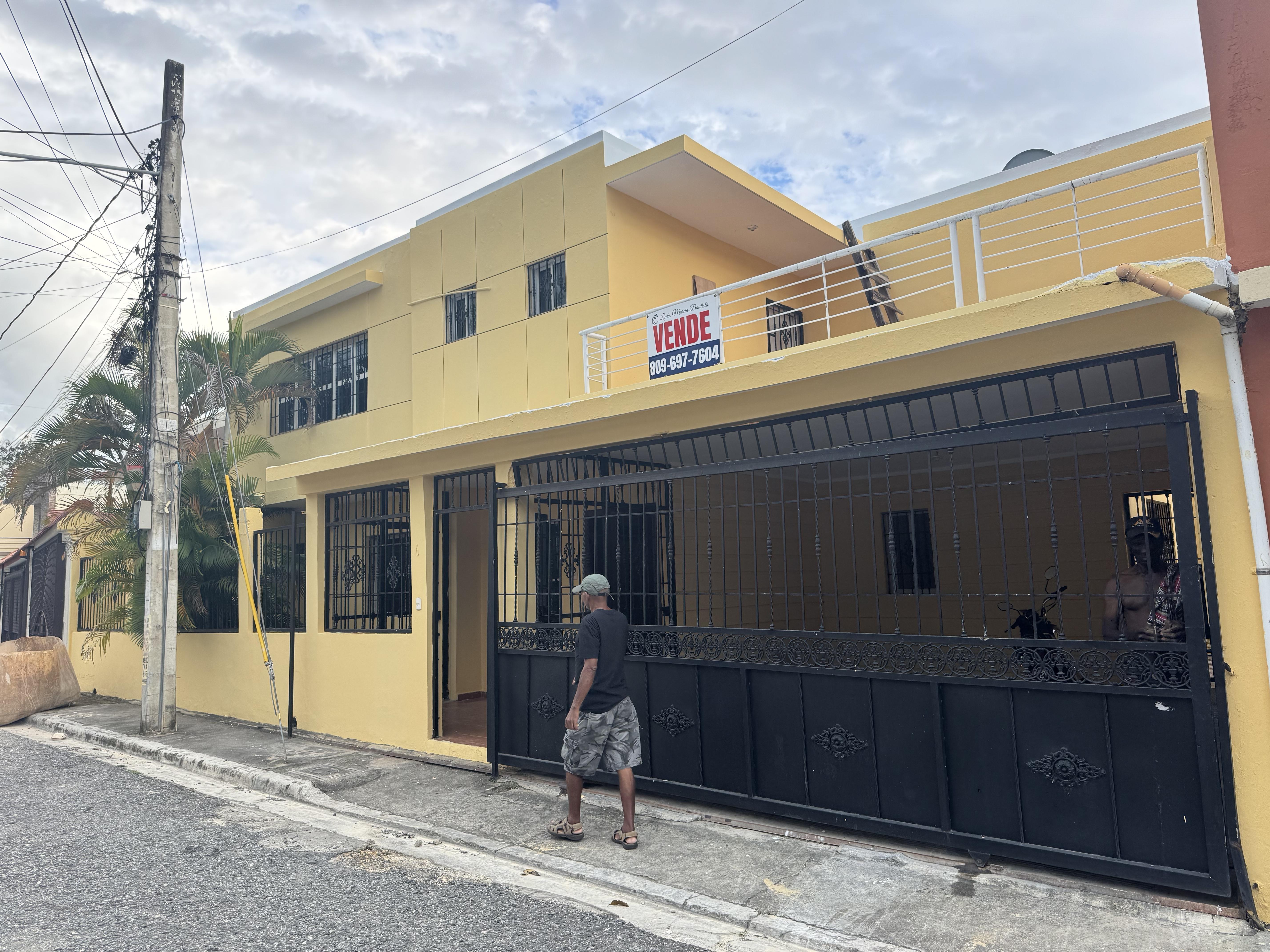 Se vende casa de oportunidad santo domingo este autopista de san isidr Foto 7308182-10.jpg