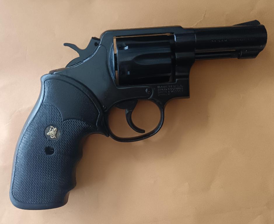 Revolver Smith Wesson 38 especial cañón reforzado de 6 tiros Foto 7308185-1.jpg