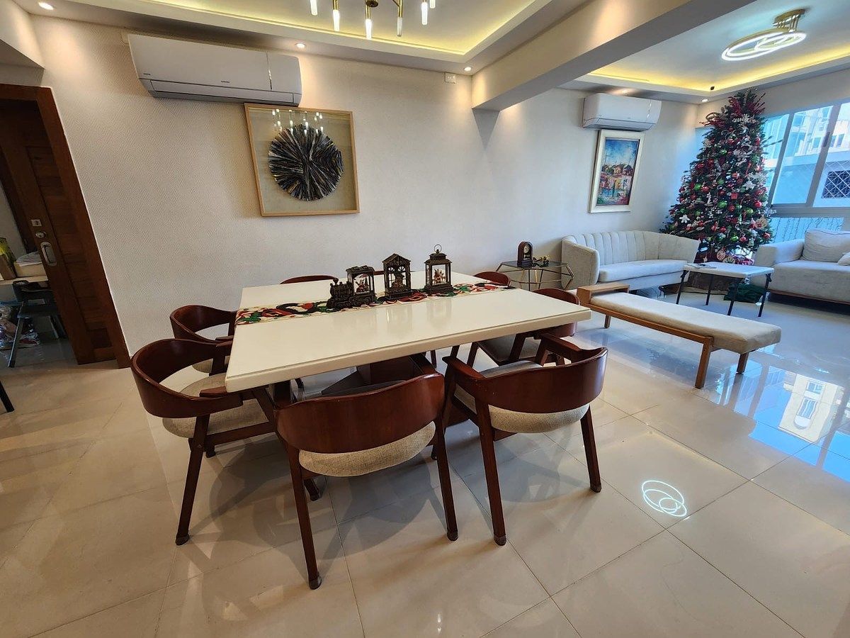 Apartamento de 164 m2 en Evaristo Morales de tres habitaciones Foto 7308247-2.jpg