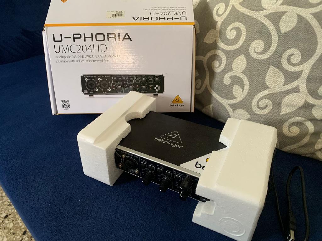 Interfaz BEHRINGER U-PHORIA UMC204HD Foto 7308315-1.jpg