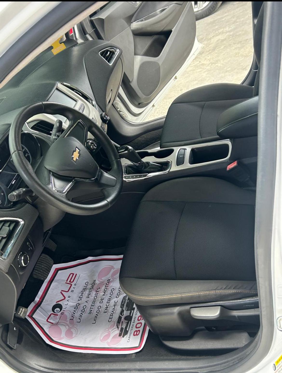 Chevrolet Cruze LT 2017 en Peravia Foto 7308378-4.jpg