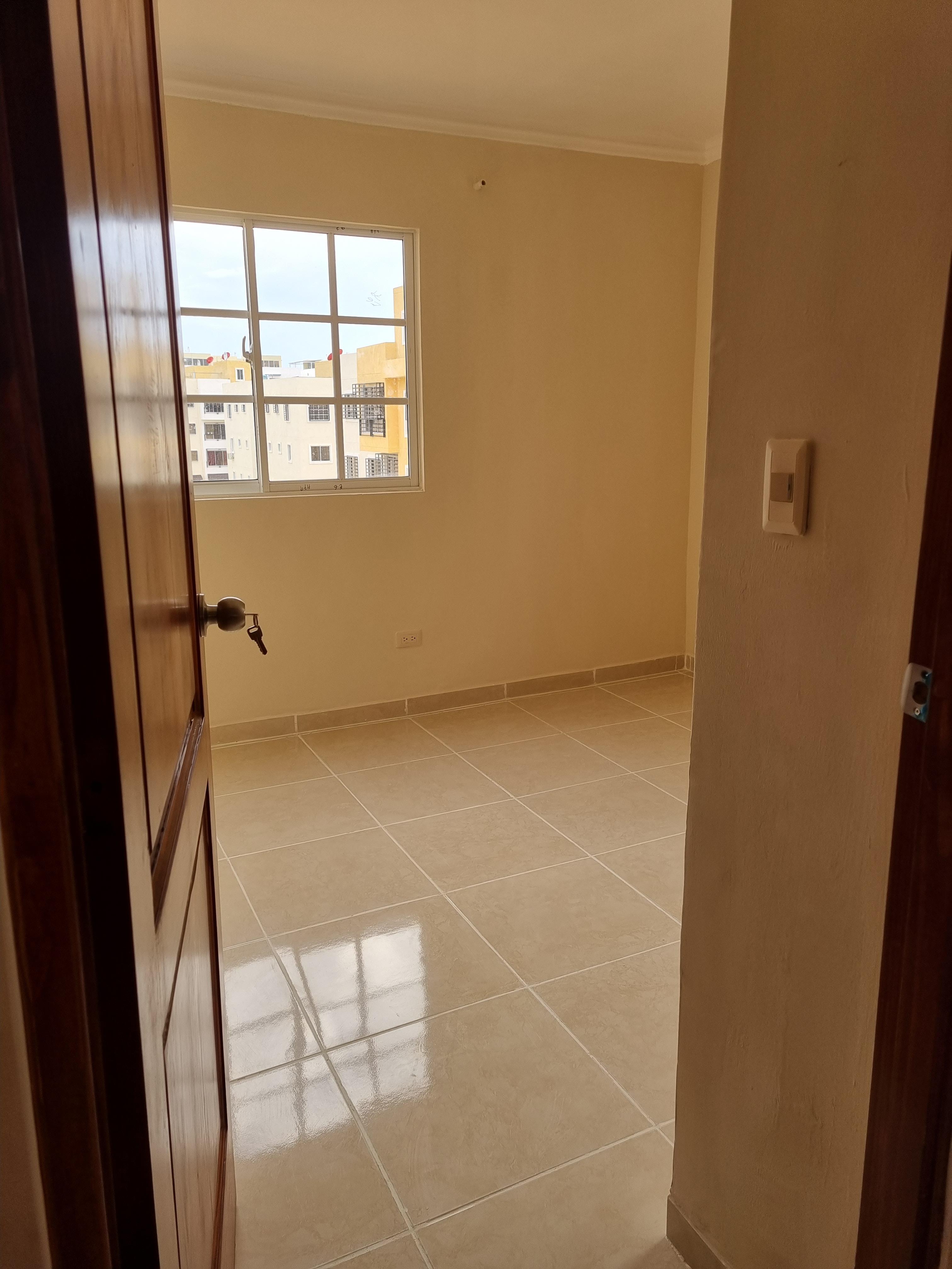 Ciudad Juan Bosch - Sembrador Alquilo 4to piso 3 habitaciones 2 parque Foto 7308546-5.jpg