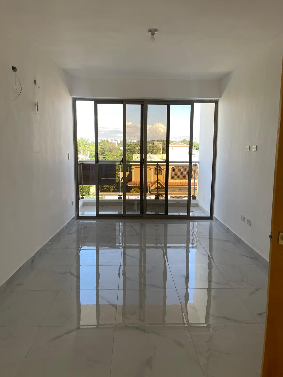 Apartamento en Venta en la Jacobo Majluta Foto 7308774-3.jpg