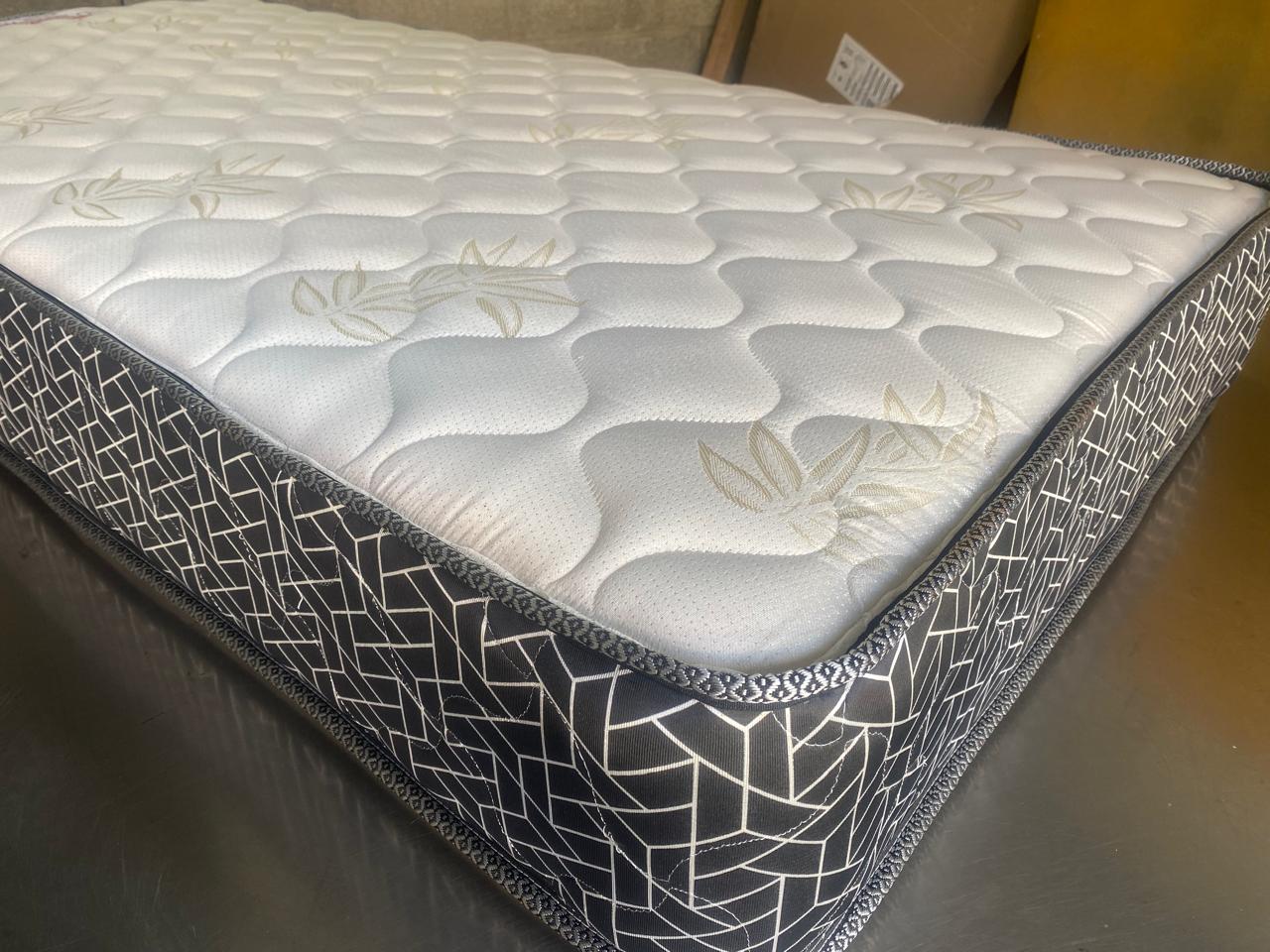 ????️ Colchones firmes y Pillow Top disponibles ???? Buscas comodidad  Foto 7308947-4.jpg