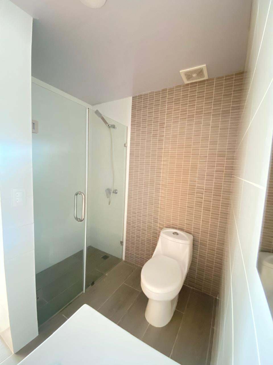 Apartamento en Renta en Bella Vista Santo Domingo Foto 7309088-10.jpg