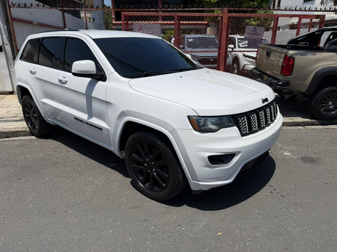 jeep gran cheroke altitude 2019 Foto 7309098-9.jpg