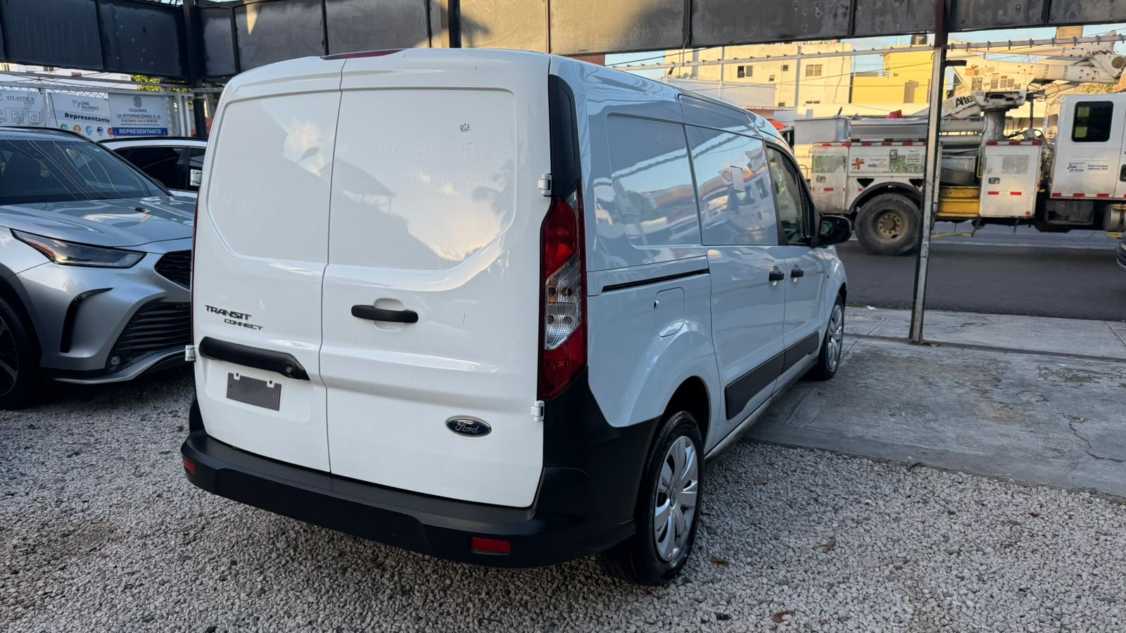 FORD TRANSIT CONNECT XL  2020 Foto 7309142-6.jpg