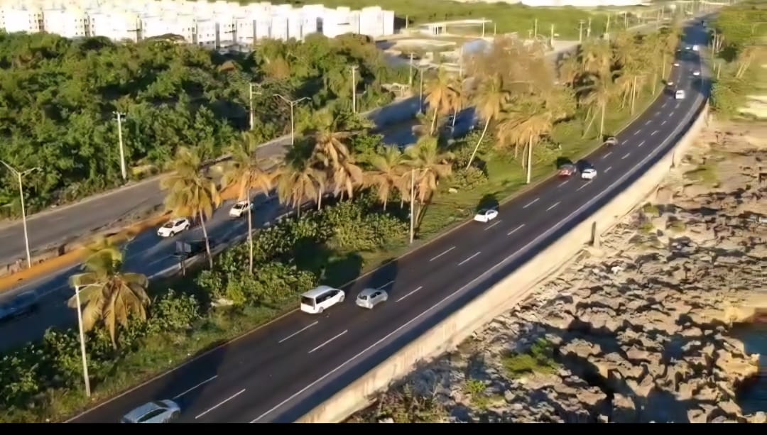 Terreno de 10000 m en la Avenida Las Américas Ideal para Desarrollo Mi Foto 7309183-7.jpg