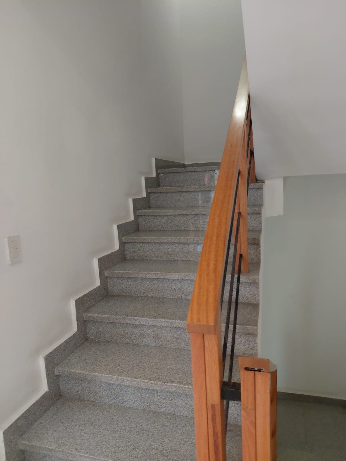 Vendo Apto 2 Habs. en TORRE MONARCA Ens. EL VERGEL 163 Mts.2 2do PISO Foto 7309216-14.jpg