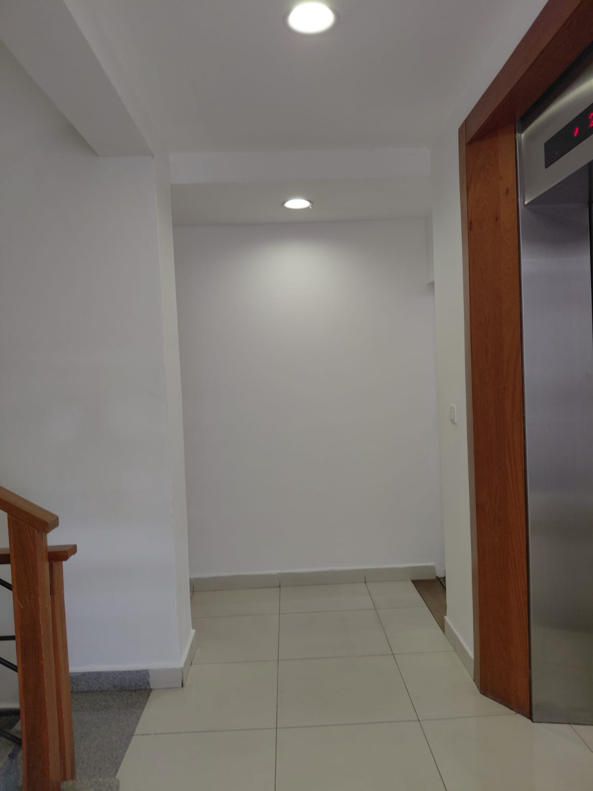 Vendo Apto 2 Habs. en TORRE MONARCA Ens. EL VERGEL 163 Mts.2 2do PISO Foto 7309216-6.jpg