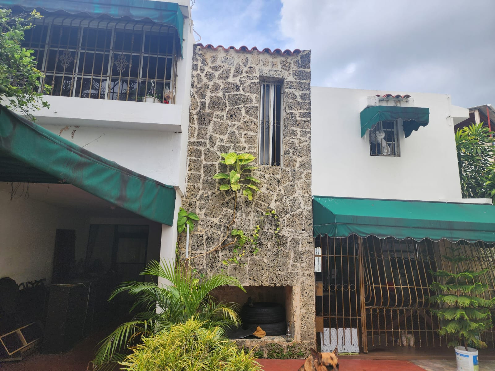 Casa en Venta de 2 Niveles   Ubicación Estratégica en el Distrito Naci Foto 7309221-3.jpg