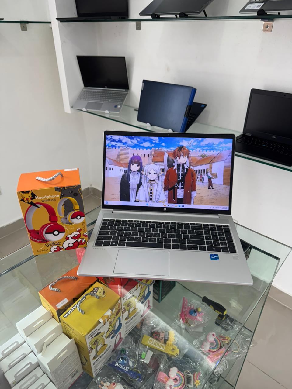 Laptop HP Probook 650 G8 - Intel Core i5 11va - 16GB RAM DDR4 - 256GB  Foto 7309230-1.jpg
