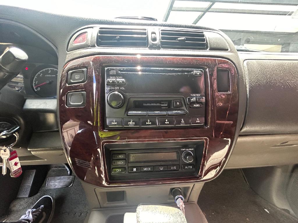 Nissan Patrol 2002 Diesel 4x4 leather – RD500000 Foto 7309389-10.jpg
