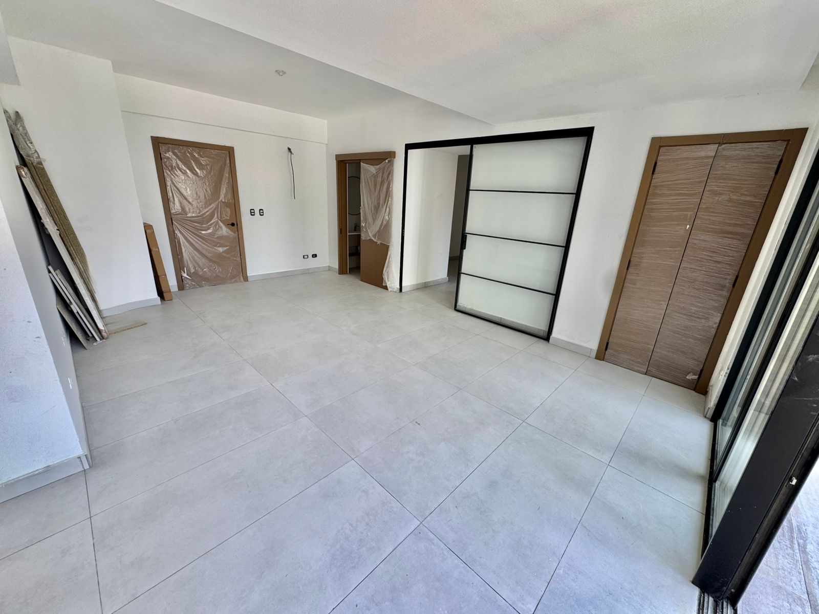 Apartamento Nuevo en Alquiler EVARISTO MORALES USD 1550.00 Mantenimien Foto 7309396-4.jpg