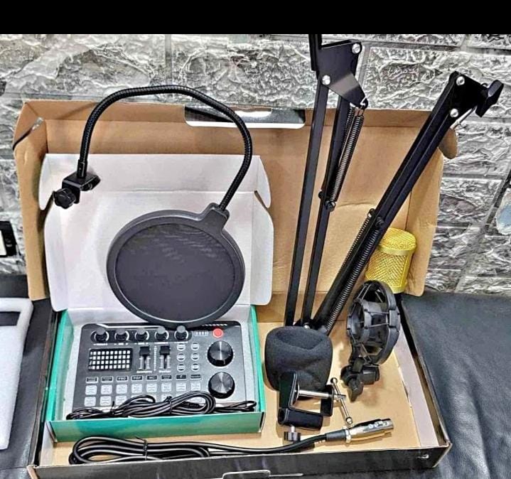 Combo Tarjeta de Sonido  Micrófono – Setup Completo Profesional Foto 7309477-1.jpg