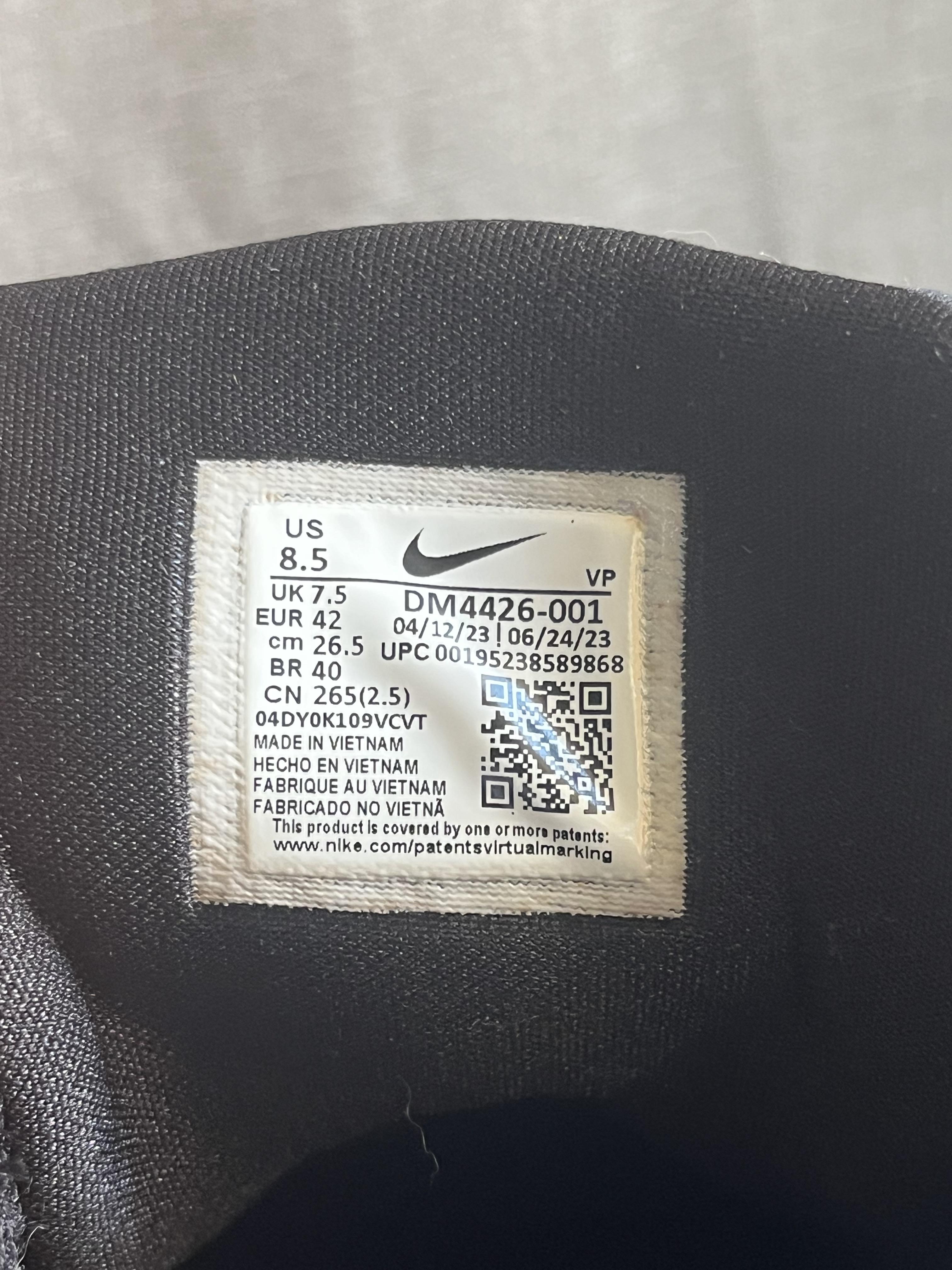 Nike Cosmic Unity 2 – Talla 8.5 US – Literalmente NUEVOS! ???? Foto 7309485-3.jpg