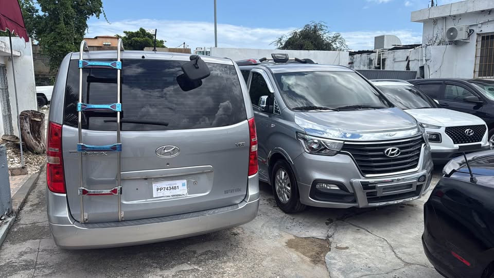 Hyundai Grand Starex 2020 Foto 7309654-1.jpg